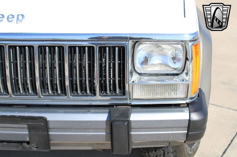1992 Jeep Cherokee image 36