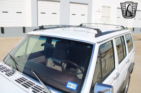 1992 Jeep Cherokee image 38