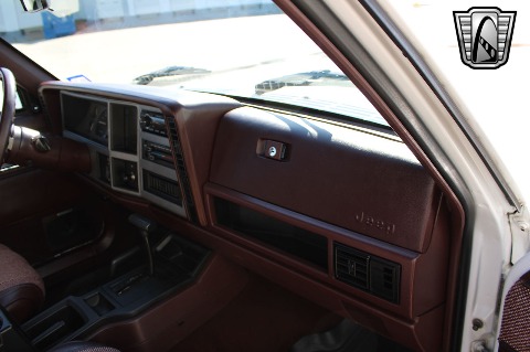 1992 Jeep Cherokee image 92