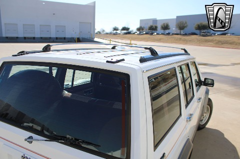 1992 Jeep Cherokee image 42