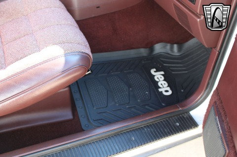 1992 Jeep Cherokee image 94