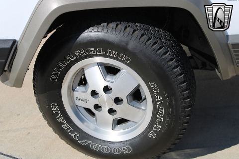 1992 Jeep Cherokee image 125