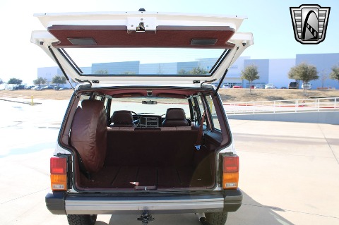 1992 Jeep Cherokee image 101
