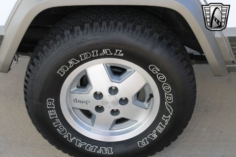 1992 Jeep Cherokee image 127