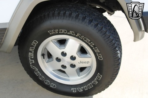 1992 Jeep Cherokee image 128