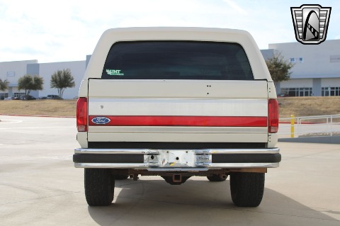 1990 Ford Bronco image 14