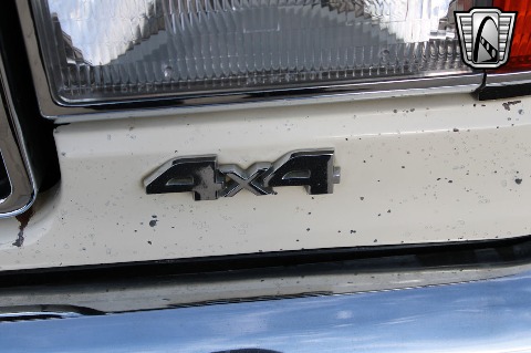 1990 Ford Bronco image 94