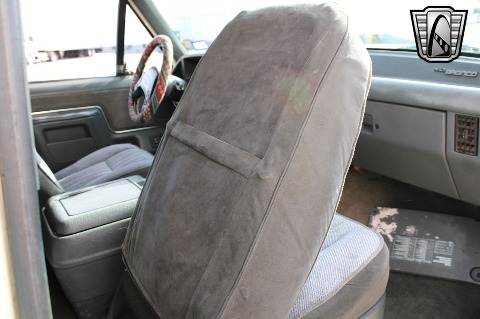 1990 Ford Bronco image 71