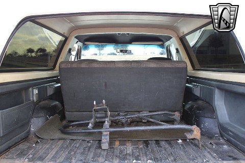 1990 Ford Bronco image 75