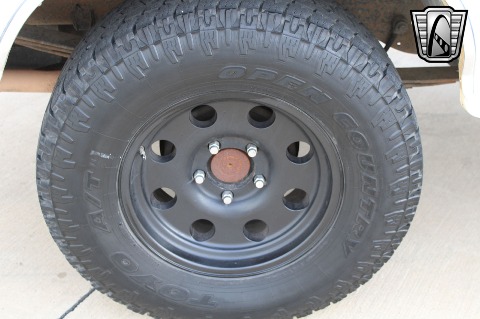 1990 Ford Bronco image 102