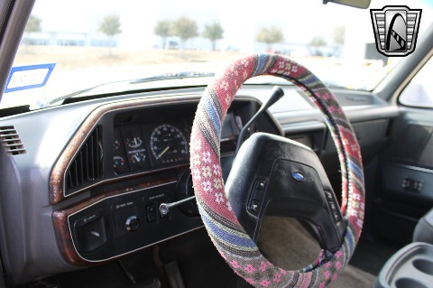 1990 Ford Bronco image 52