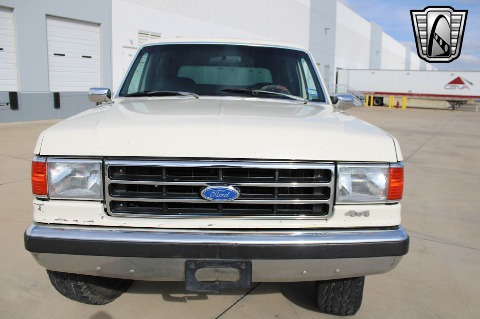 1990 Ford Bronco image 27