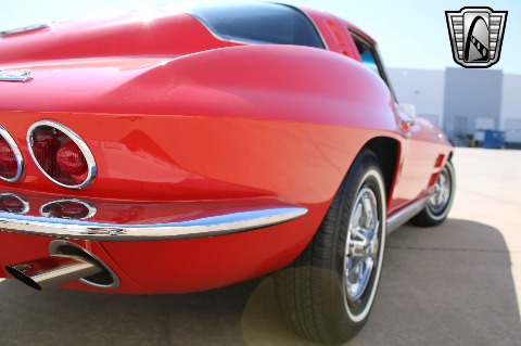 1963 Chevrolet Corvette image 55