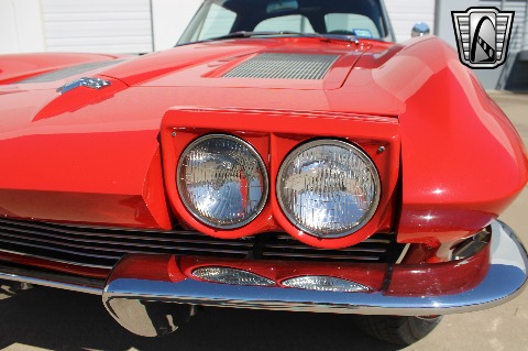 1963 Chevrolet Corvette image 64
