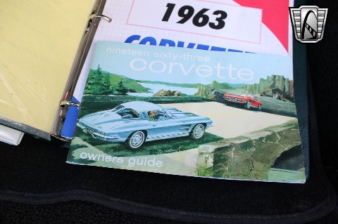 1963 Chevrolet Corvette image 89