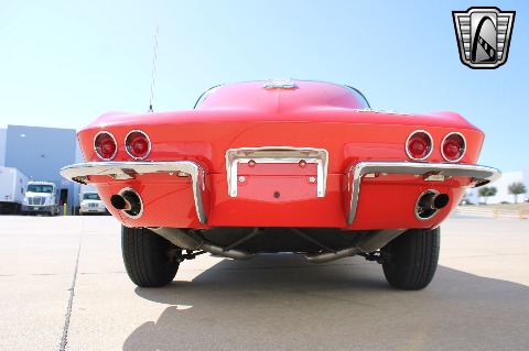 1963 Chevrolet Corvette image 15