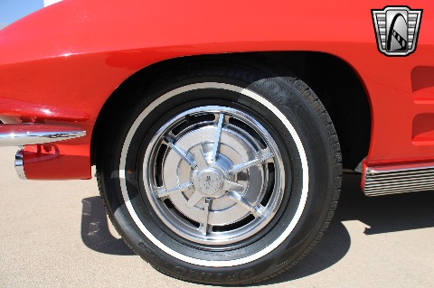 1963 Chevrolet Corvette image 41