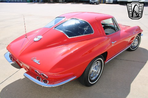 1963 Chevrolet Corvette image 16