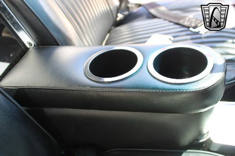 1963 Chevrolet Corvette image 93