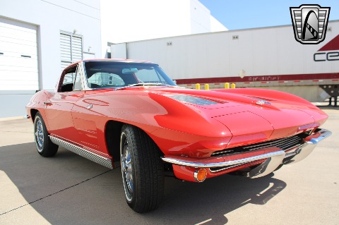 1963 Chevrolet Corvette image 23