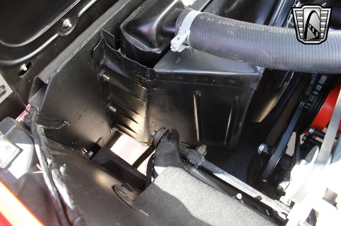 1963 Chevrolet Corvette image 100