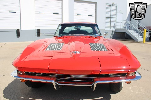 1963 Chevrolet Corvette image 26
