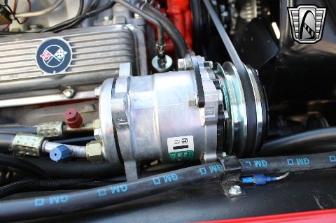 1963 Chevrolet Corvette image 103