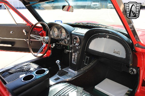 1963 Chevrolet Corvette image 80