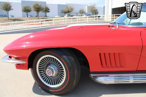 1967 Chevrolet Corvette image 29