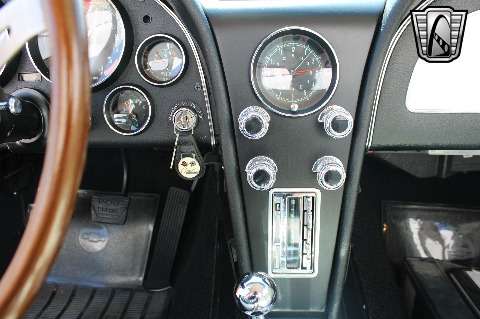 1967 Chevrolet Corvette image 80