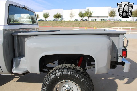 1987 Chevrolet K10 image 30