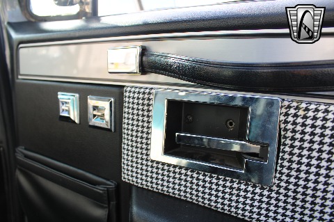 1987 Chevrolet K10 image 84