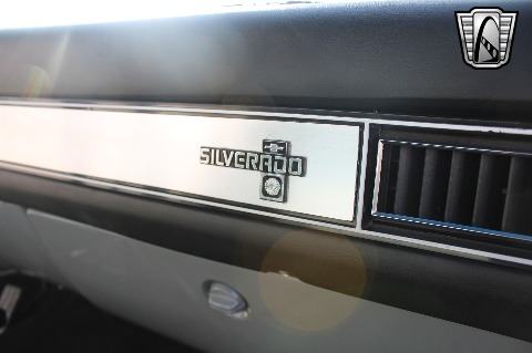 1987 Chevrolet K10 image 86