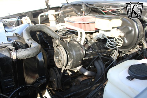 1987 Chevrolet K10 image 92