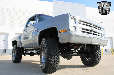 1987 Chevrolet K10 image 23