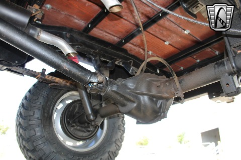 1987 Chevrolet K10 image 101