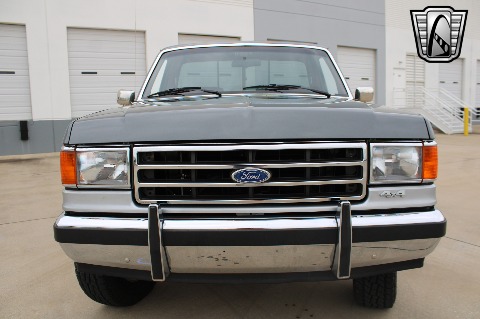 1987 Ford F150 image 25