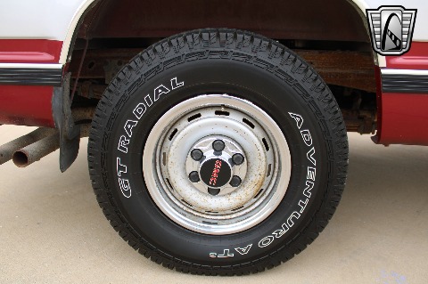 1990 GMC K1500 image 34