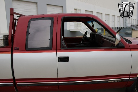 1990 GMC K1500 image 35