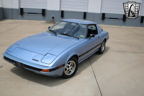 1983 Mazda RX7 image 3