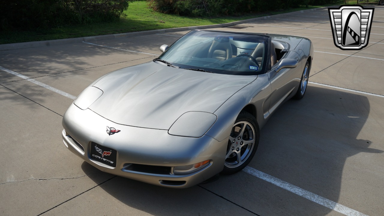 2001 Chevrolet Corvette 2