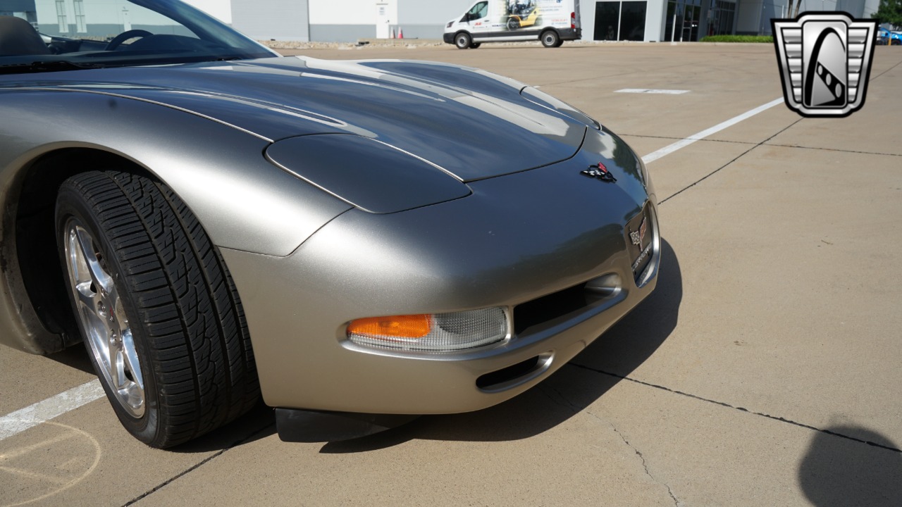 2001 Chevrolet Corvette 48