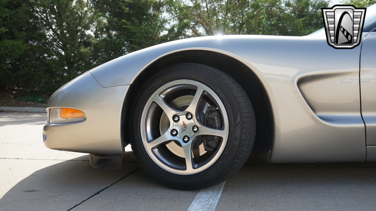 2001 Chevrolet Corvette 50