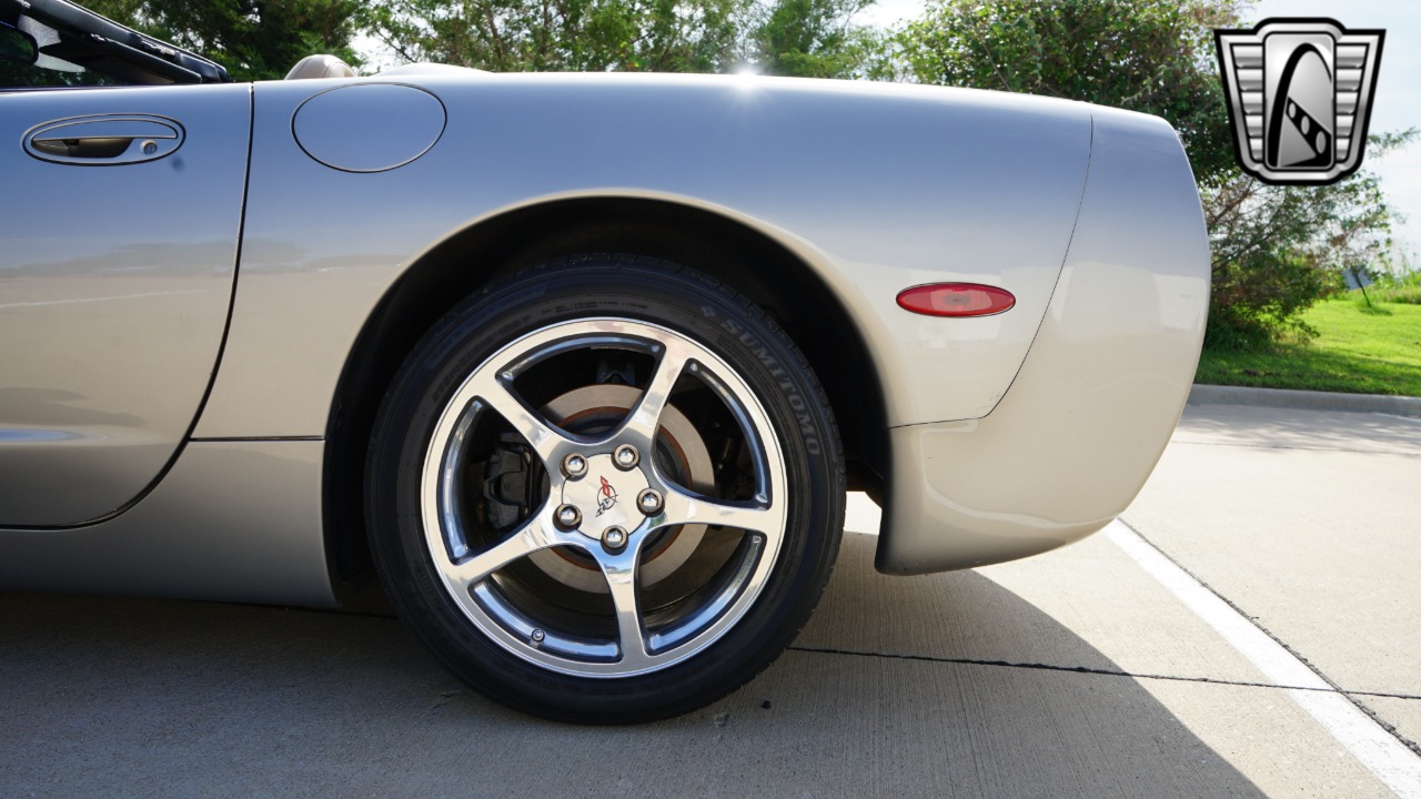 2001 Chevrolet Corvette 53