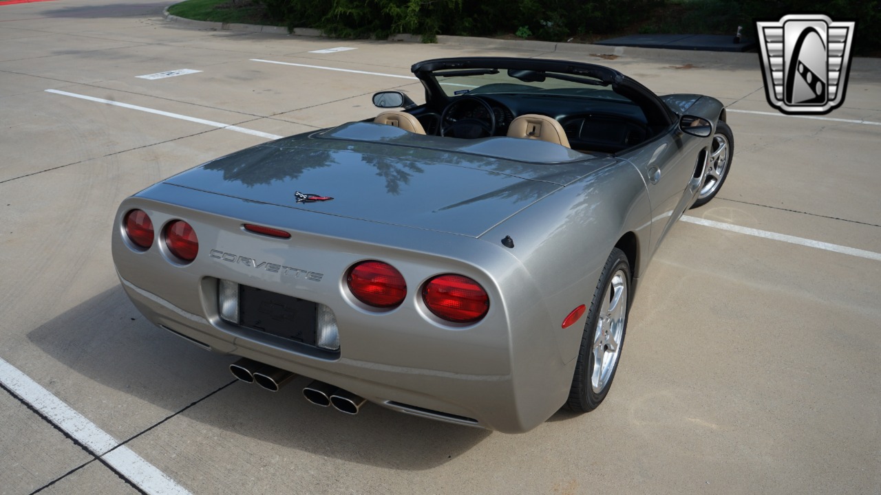 2001 Chevrolet Corvette 31