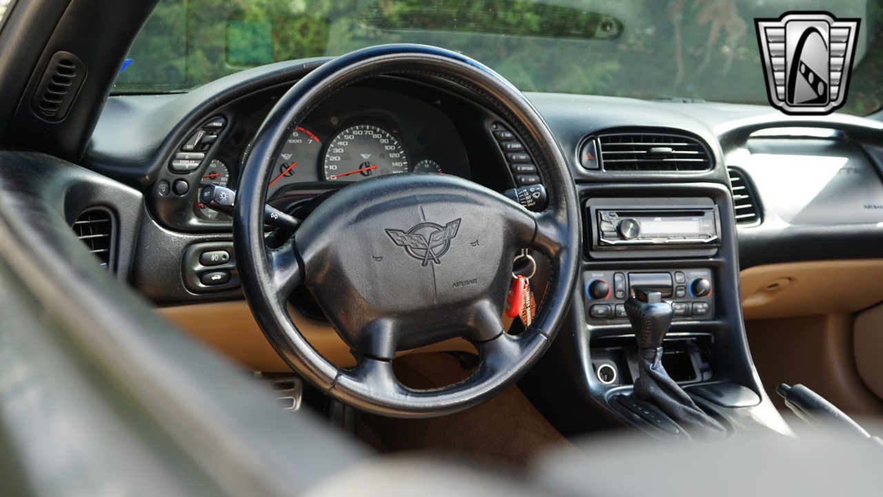 2001 Chevrolet Corvette 11