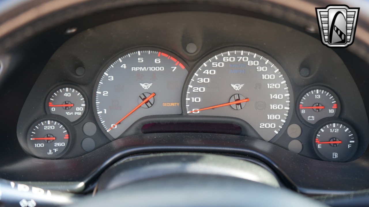 2001 Chevrolet Corvette 12
