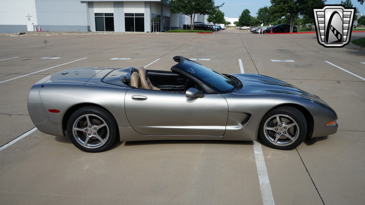 2001 Chevrolet Corvette 34