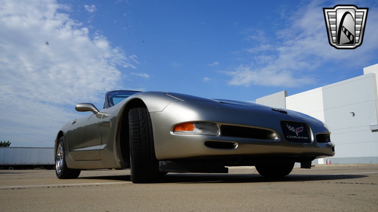 2001 Chevrolet Corvette 39