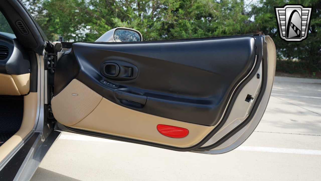 2001 Chevrolet Corvette 80